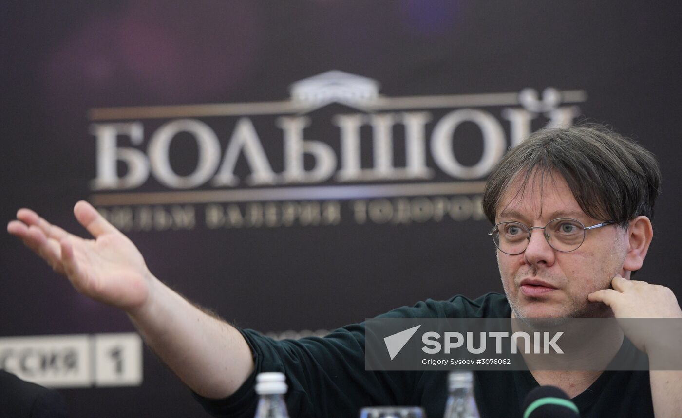 Press conference on Valery Todorovsky's movie "Large"