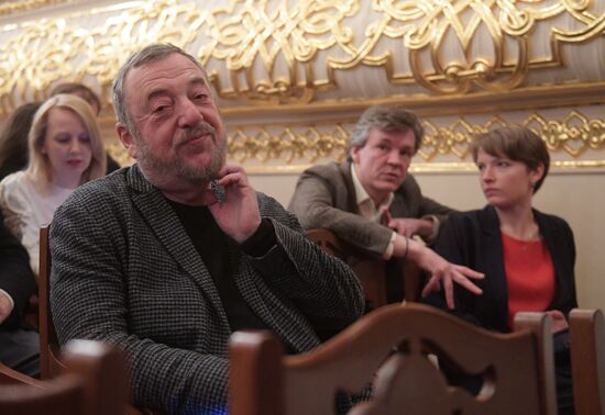 Press conference on Valery Todorovsky's movie "Large"