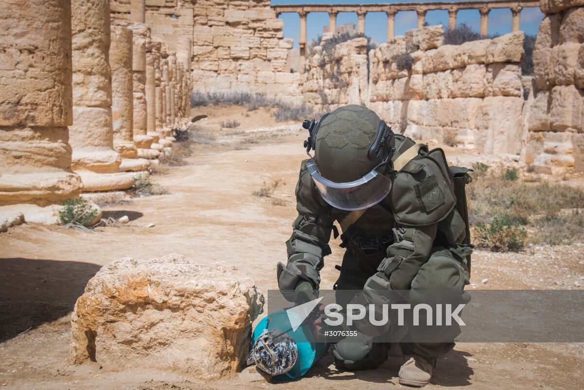 Russian mine pickers use new robotic systems during mine lifting in Palmyra