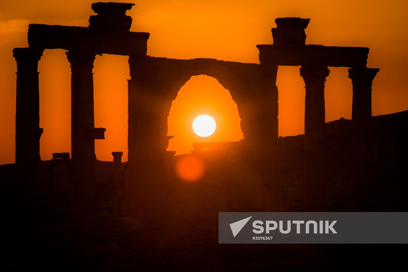 Russian mine pickers use new robotic systems during mine lifting in Palmyra