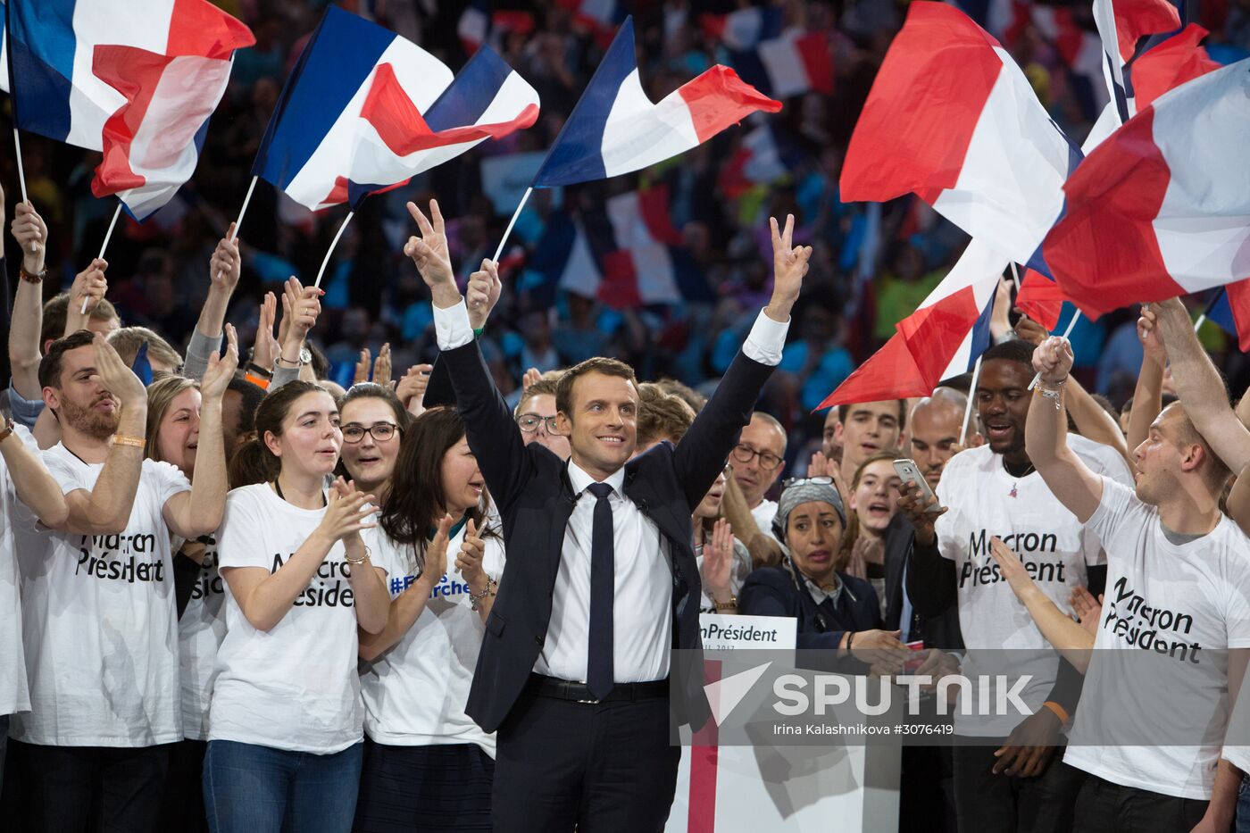 Presidential candidate Emmanuel Macron meets with supporters in Paris