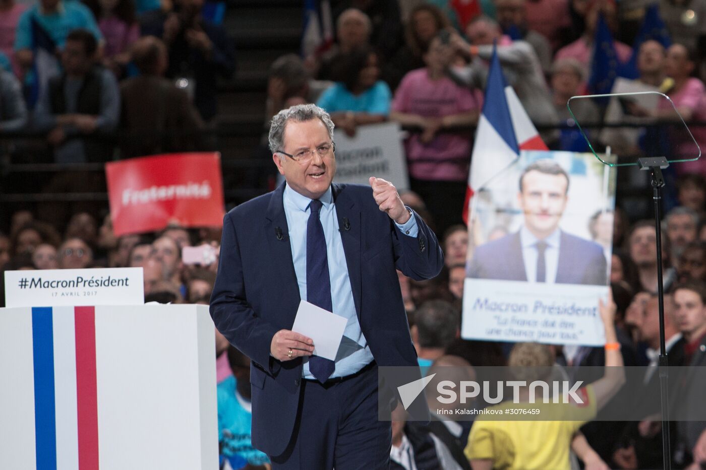 Presidential candidate Emmanuel Macron meets with supporters in Paris