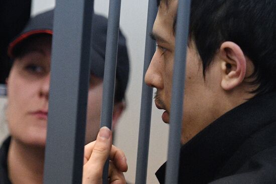 Basmanny Сourt hears detention motion for Abror Azimov