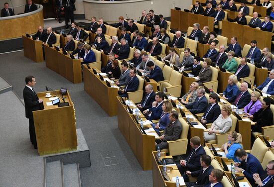 Prime Minister Dmitry Medvedev presents Government report at State Duma