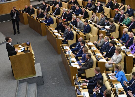Prime Minister Dmitry Medvedev presents Government report at State Duma