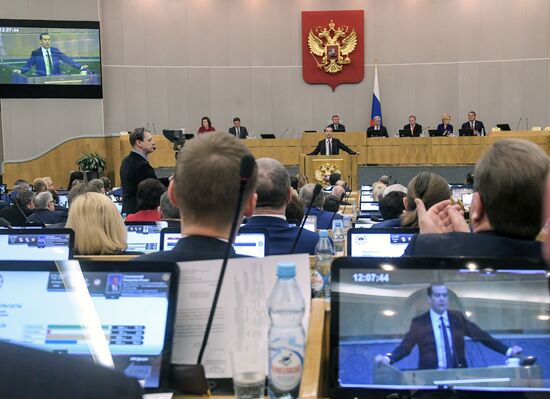 Prime Minister Dmitry Medvedev presents Government report at State Duma