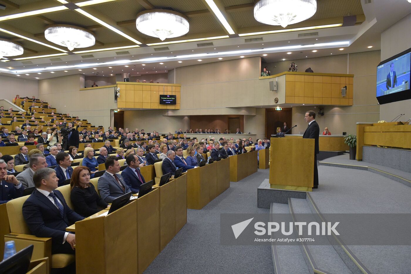 Prime Minister Dmitry Medvedev presents Government report at State Duma