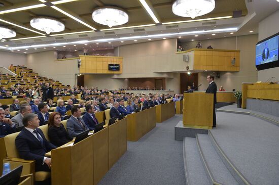 Prime Minister Dmitry Medvedev presents Government report at State Duma