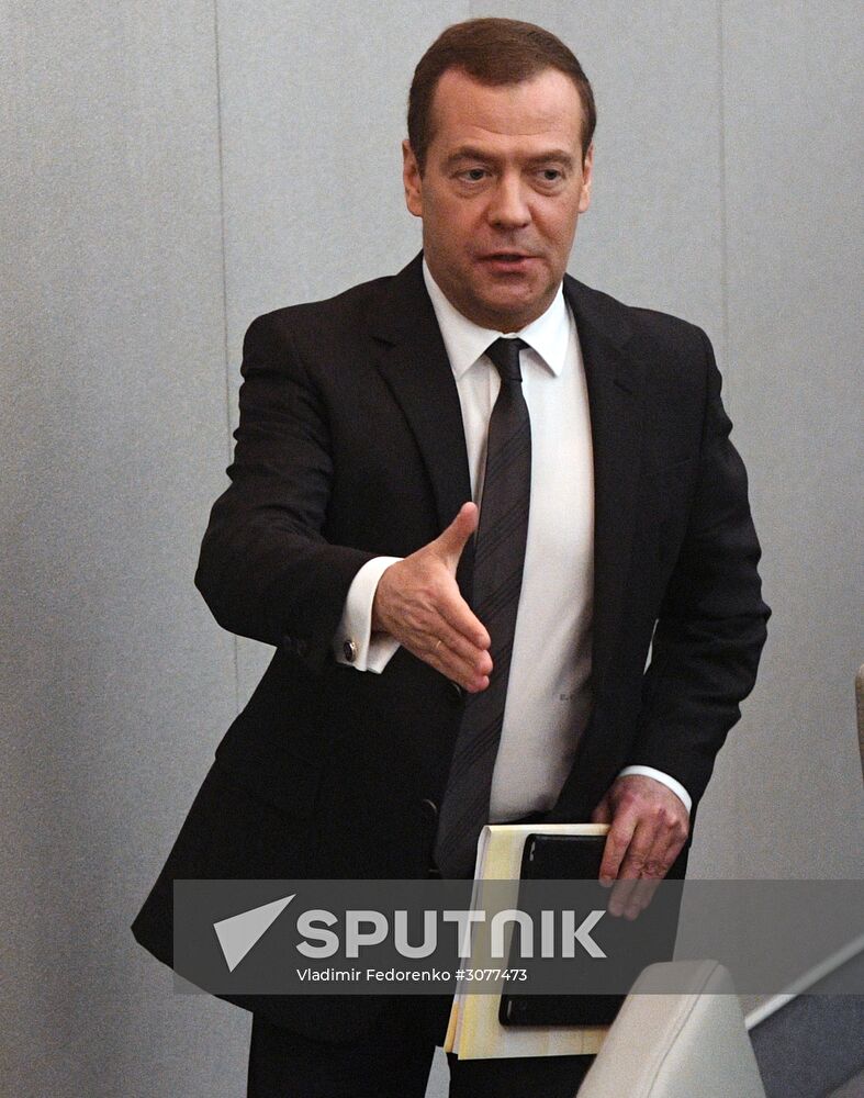 Prime Minister Dmitry Medvedev addresses plenary meeting in the State Duma