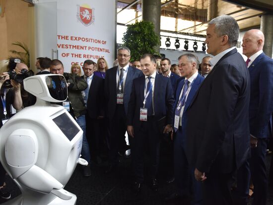 Yalta International Economic Forum in Crimea. Day One