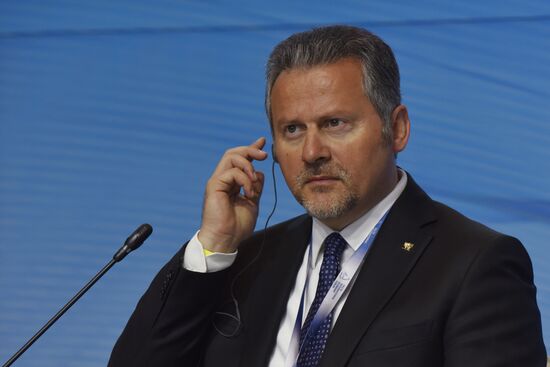 Yalta International Economic Forum in Crimea. Day One