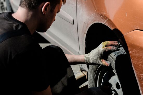 Tire service center in Veliky Novgorod