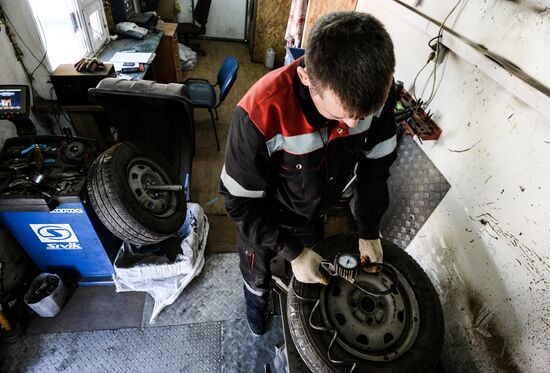 Tire service center in Veliky Novgorod