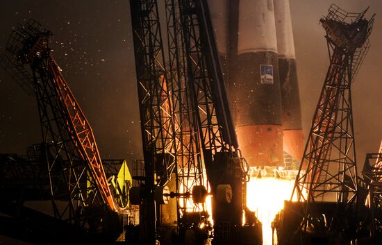 Launch of Soyuz-FG carrier rocket with Soyuz MS-04 aboard from Baikonur space center