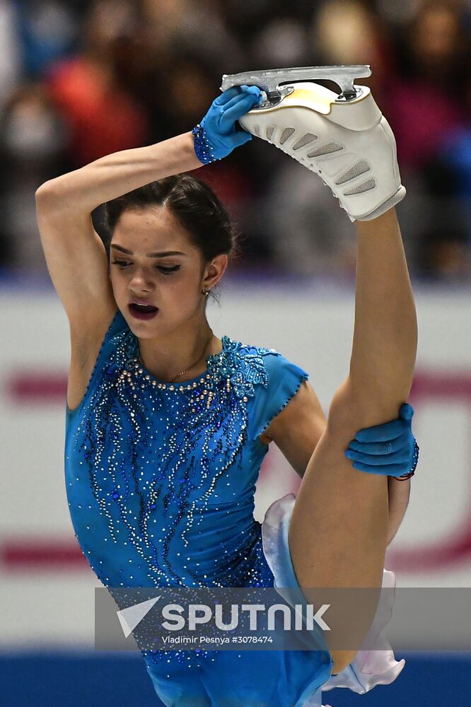 ISU World Team Trophy in Figure Skating. Women. Short program