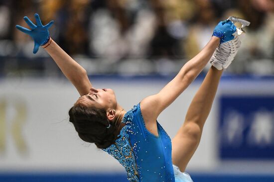 ISU World Team Trophy in Figure Skating. Women. Short program