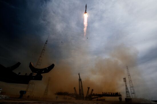 Launch of Soyuz-FG carrier rocket with Soyuz MS-04 aboard from Baikonur space center