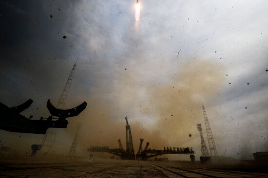 Launch of Soyuz-FG carrier rocket with Soyuz MS-04 aboard from Baikonur space center
