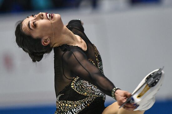 ISU World Team Trophy in Figure Skating. Women. Short program