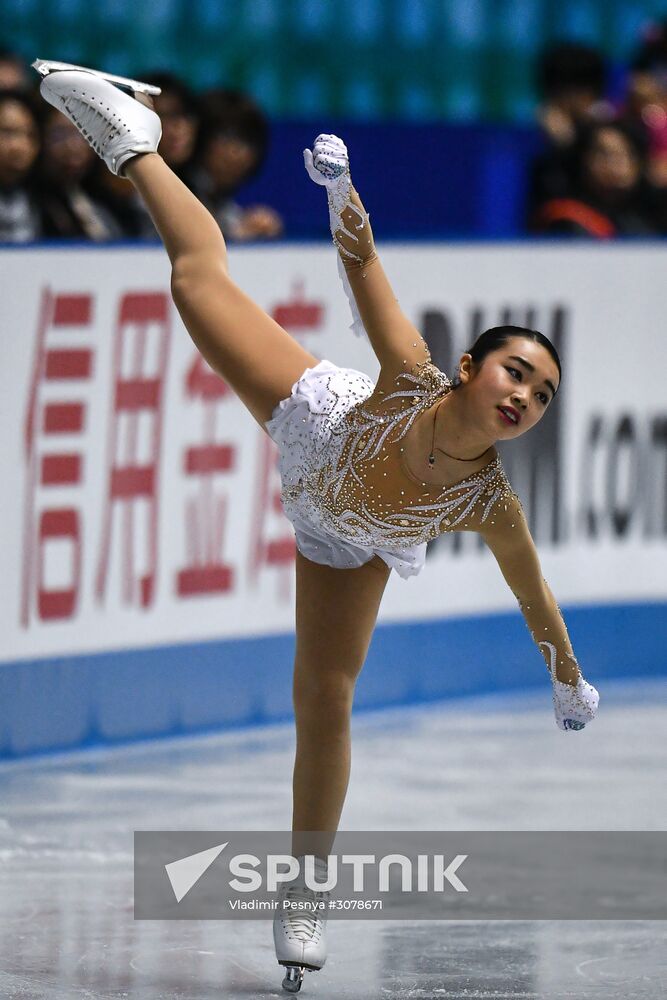 ISU World Team Trophy in Figure Skating. Women. Short program