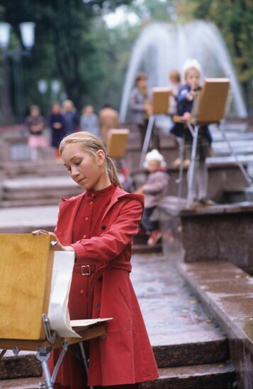 Young artist art club in Zhytomyr