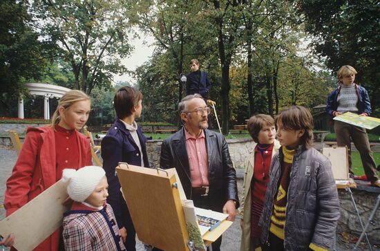 Young artist art club in Zhytomyr