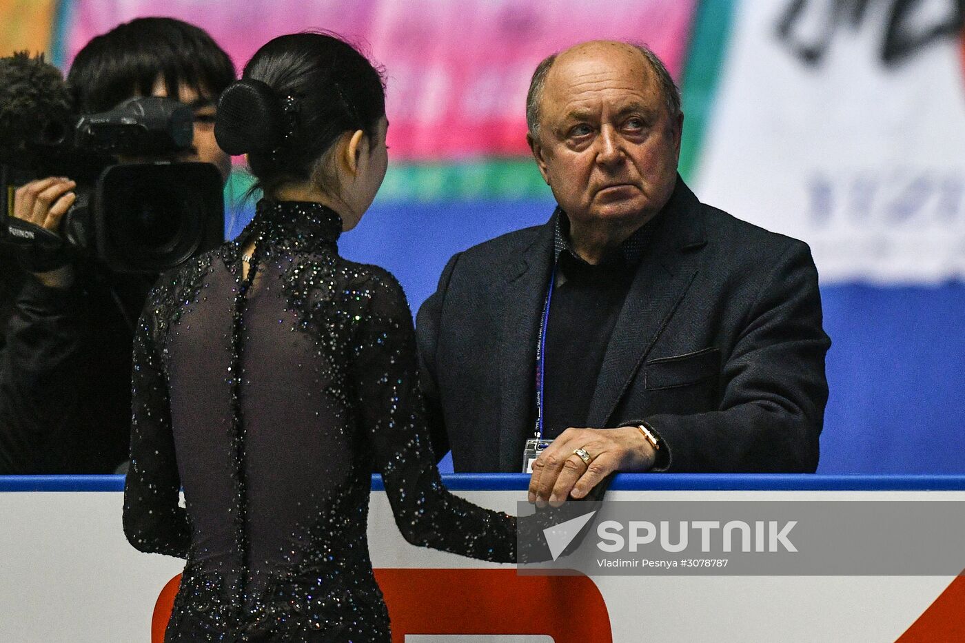 ISU World Team Trophy in Figure Skating. Women. Short program