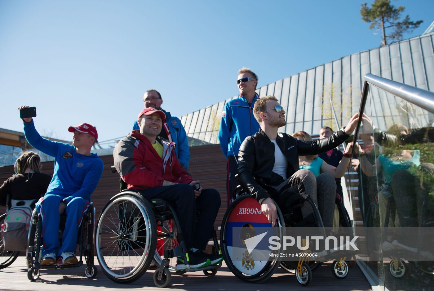 Russian Paralympic cycling team tours Skypark in Sochi