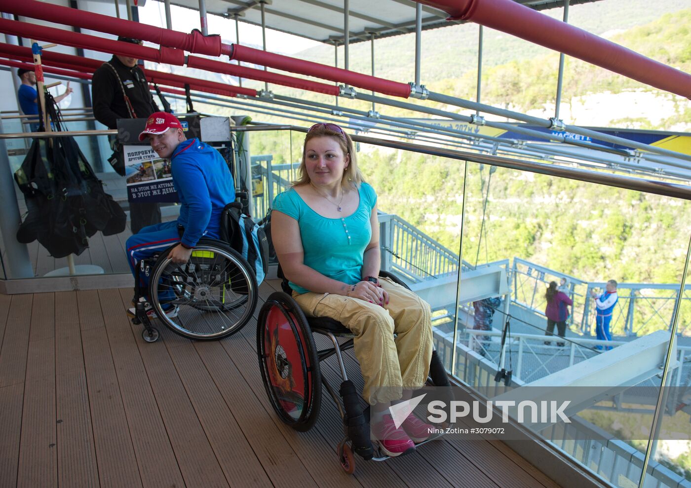 Russian Paralympic cycling team tours Skypark in Sochi