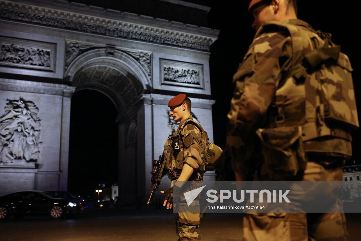 Aftermath of Paris shooting near Champs-Elysees