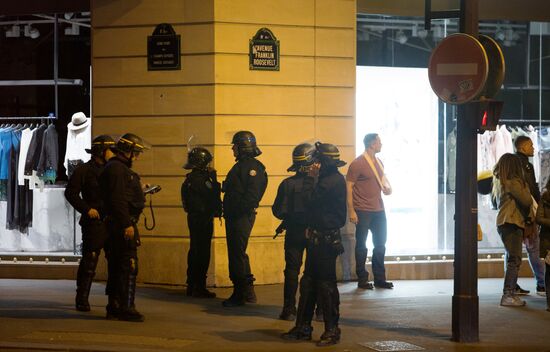 Aftermath of Paris shooting near Champs-Elysees