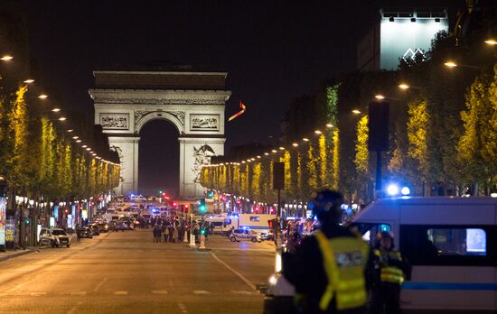 Aftermath of Paris shooting near Champs-Elysees