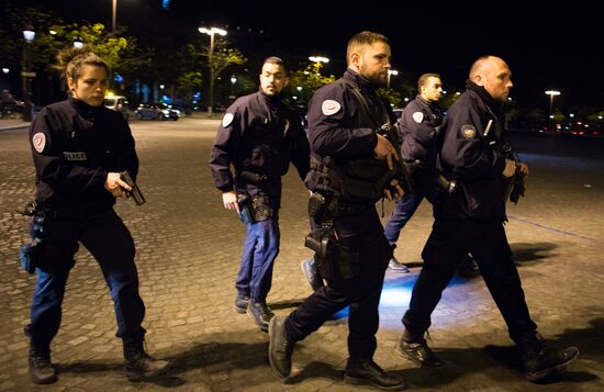 Aftermath of Paris shooting near Champs-Elysees