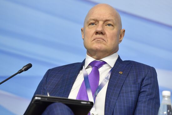 Yalta International Economic Forum in Crimea. Day two