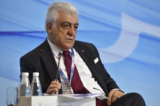 Yalta International Economic Forum in Crimea. Day two