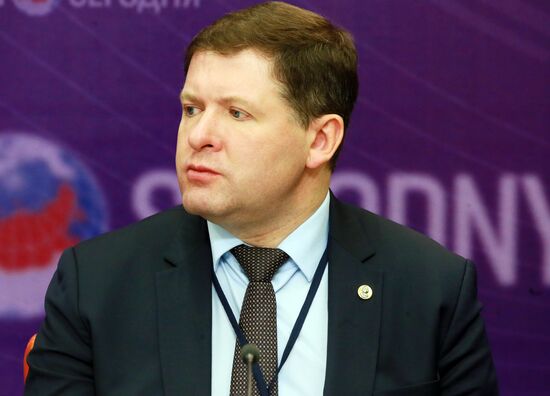 Multimedia roundtable discussion Promoting Innovative Medical Device Projects in Russia