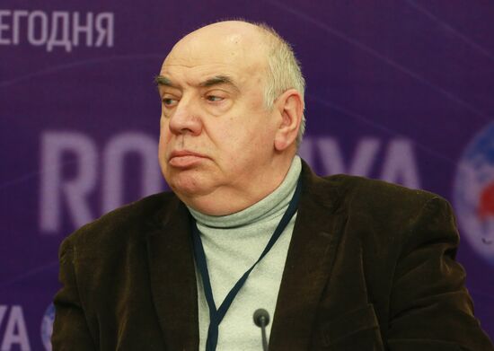 Multimedia roundtable discussion Promoting Innovative Medical Device Projects in Russia