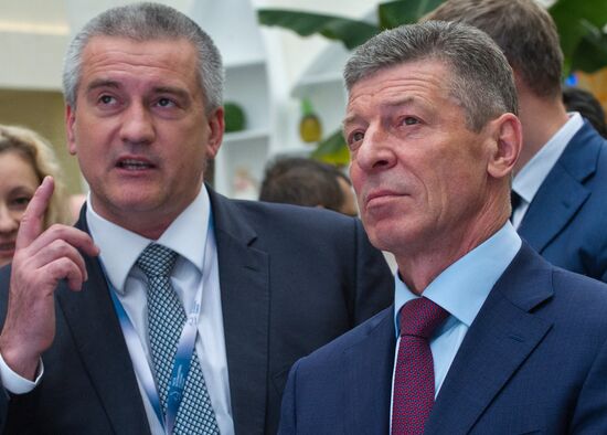 Yalta International Economic Forum in Crimea. Day two
