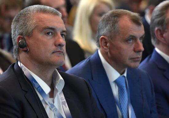 Yalta International Economic Forum in Crimea. Day Two
