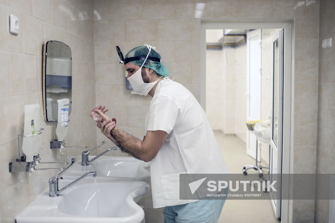 ENT surgeon from Veliky Novgorod