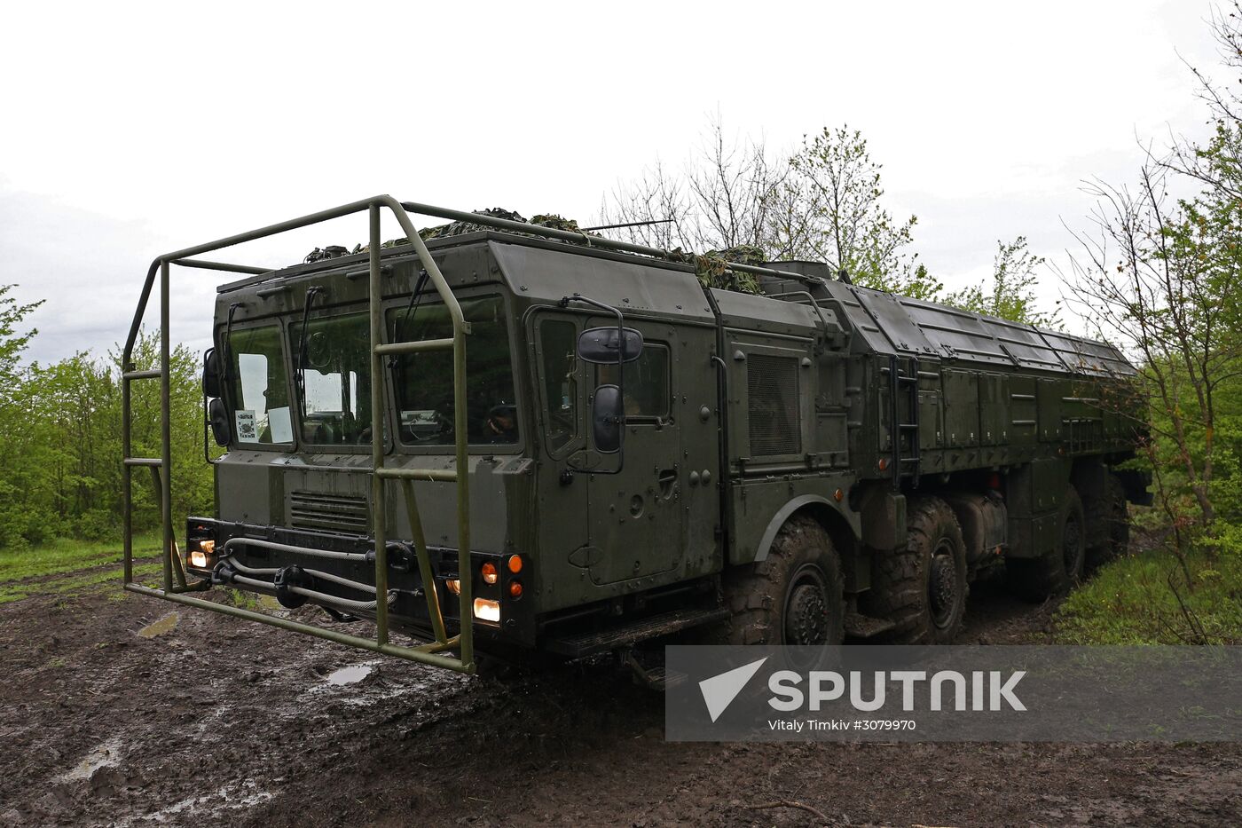 Command post drill with Southern Military District's missile units