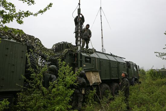 Command post drill with Southern Military District's missile units