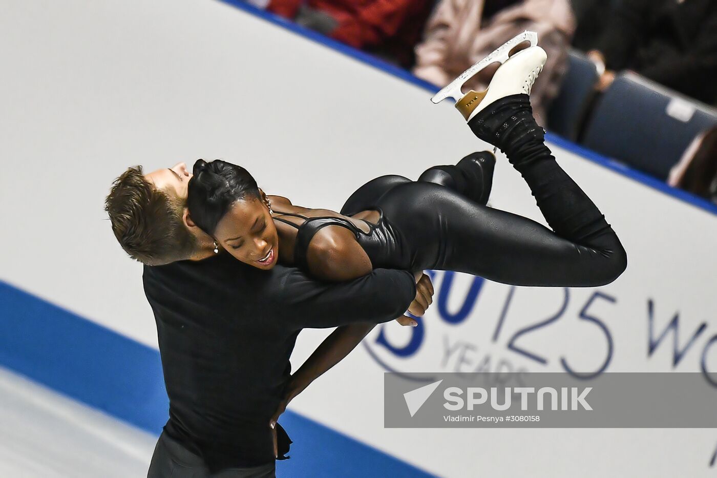 Figure skating. 2017 World Team Trophy. Pairs. Free program