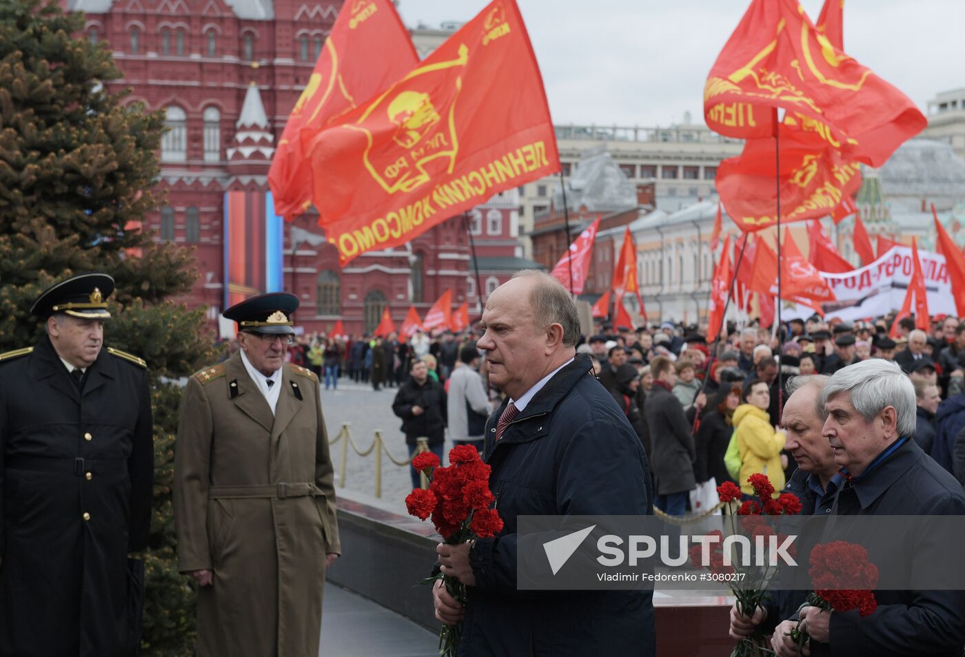 Flower-laying ceremony by Lenin's Mausouleum in Red Square