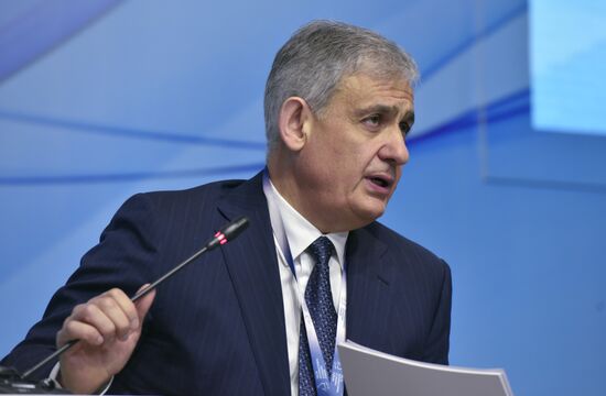 Yalta International Economic Forum in Crimea. Day two
