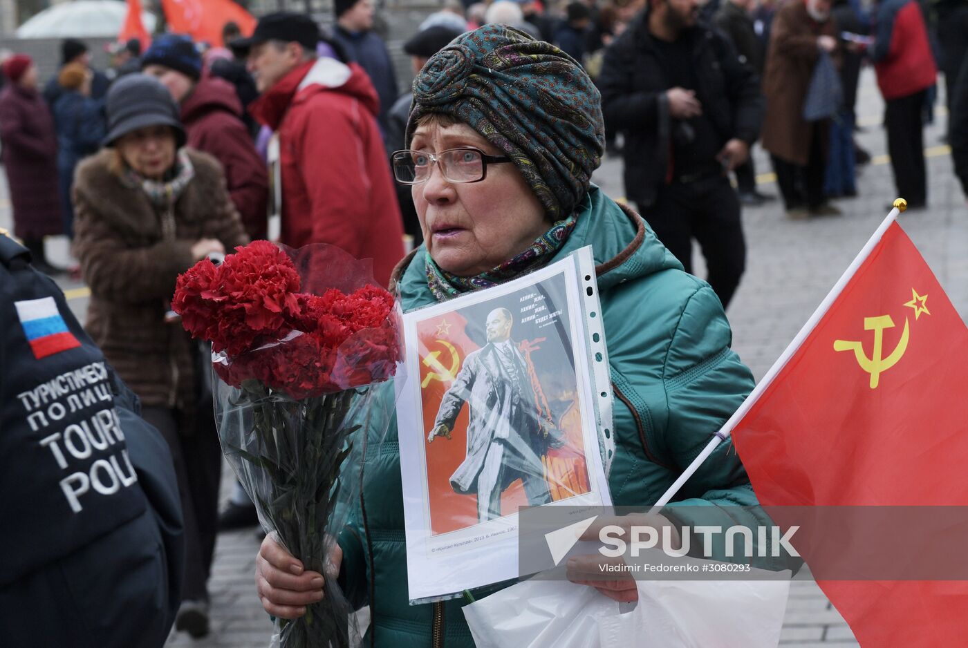 Flower-laying ceremony by Lenin's Mausouleum in Red Square