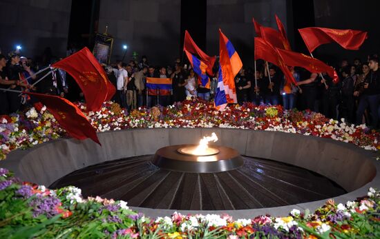 Torchlight procession in Yerevan in memory of Armenian Genocide victims