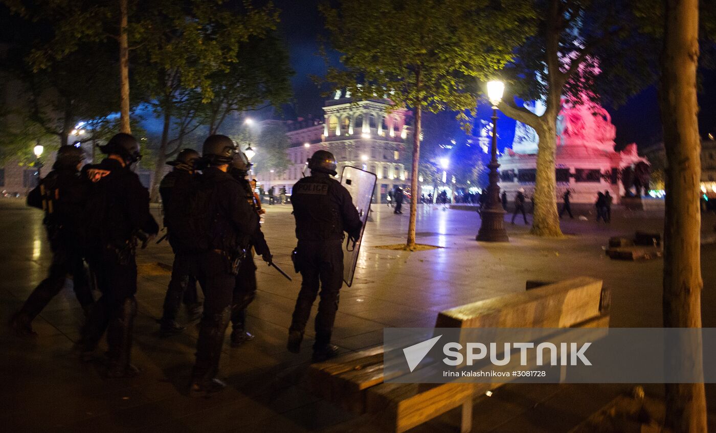Protests in Paris