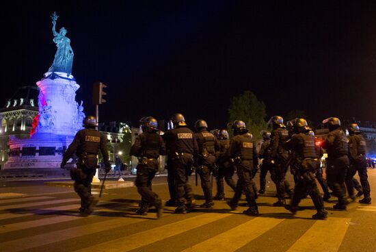 Protests in Paris