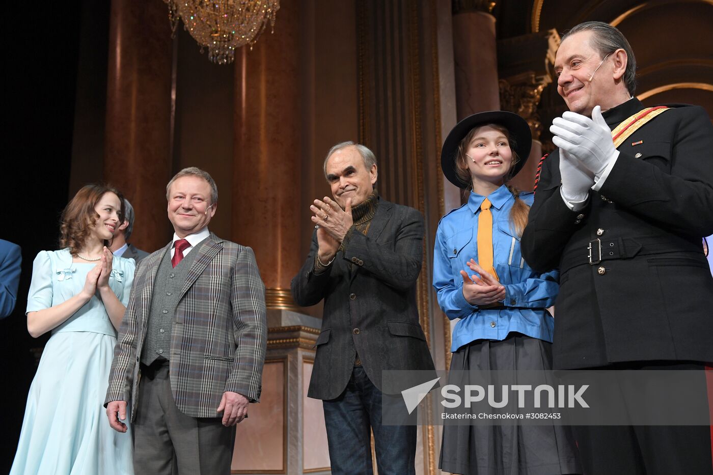 Preview of the play "Audience"